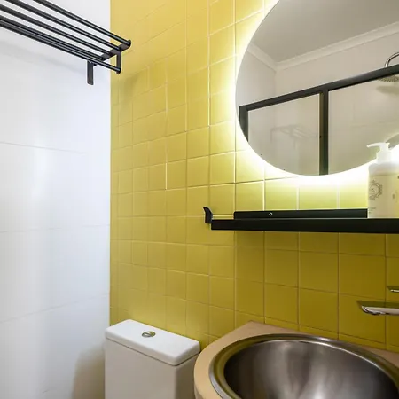 Local House 3* Lisbona