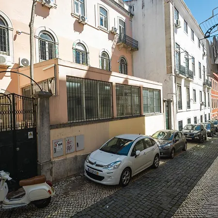 Local House * Lisbona