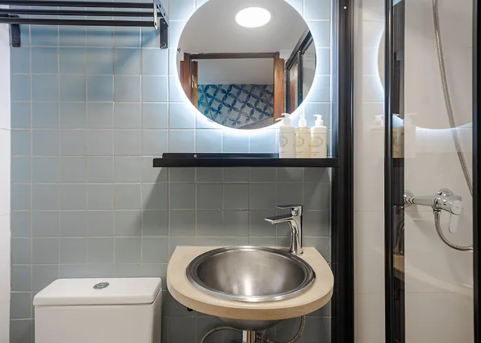 Local House Maison d'hôtes