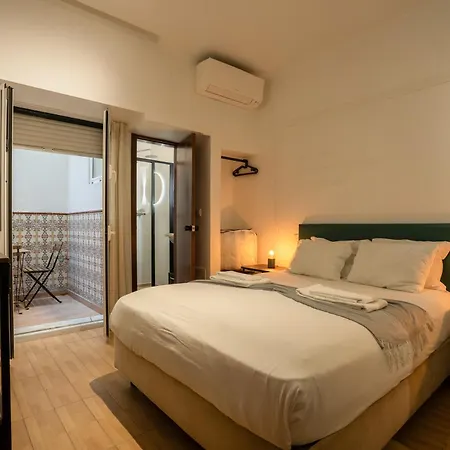 Pensjonat Local House 3*